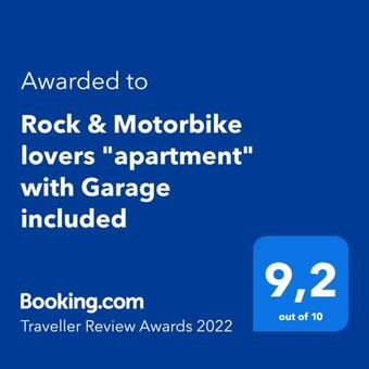 Apartment Rockandroll & Moto Lovers Con Garage