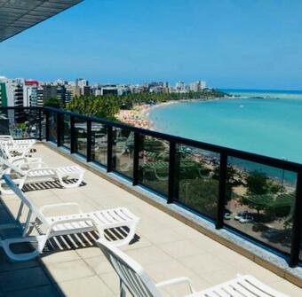 Apartment Beira Mar Pajuçara Com Varanda 203 - Frente Piscinas Naturais E Feira Artesanato