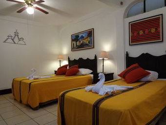 Hotel Las Camelias Inn