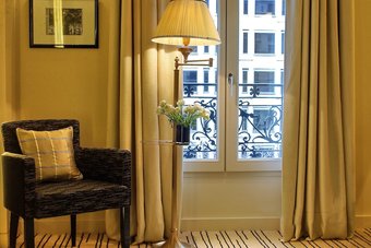 Hotel Hôtel Montaigne