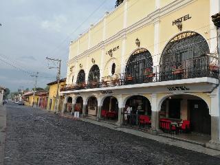 Hotel La Sin Ventura