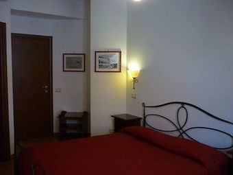 Bed And Breakfast Vecchia Roma Resort