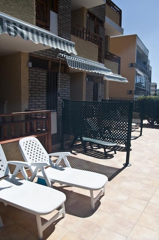 Apartamentos Tarahal, San Agustin (Gran Canaria) - Catchit.com