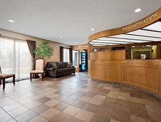 Travelodge Medicine Hat Hotel