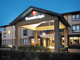 Travelodge Manly - Warringah Hotel