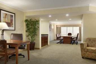 Embassy Suites Denver - Tech Center Hotel