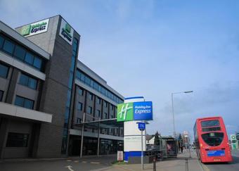 Holiday Inn Express London Heathrow T5 Hotel