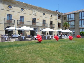 Parador De Argomaniz Hotel