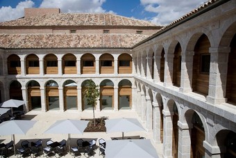 Parador De Alcalá De Henares Hotel