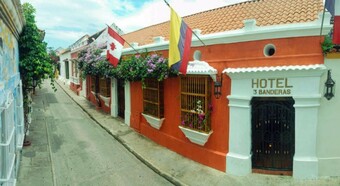 3 Banderas Hotel