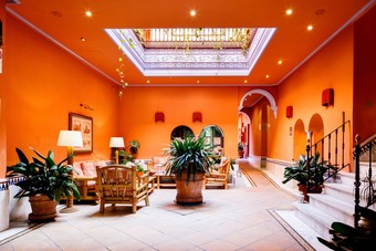 Patio De La Alameda Hotel