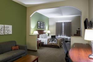 Sleep Inn & Suites Hotel