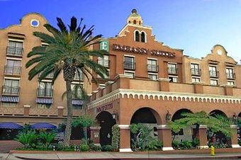 Embassy Suites Los Angeles International Airport South Hotel