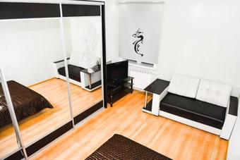 W Apartament Krepostnaya 13