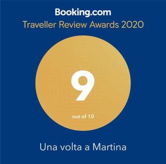 UNA Volta A Martina Hostel