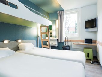 Ibis Budget Paris Porte De Montmartre Hotel