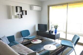 Viva Riviera - Spacious 2 Bedrooms Apartment