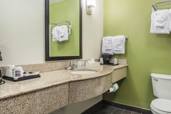 Sleep Inn & Suites Dothan North Hotel