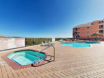 Top Floor Penthouse Condo On The Beach With Awesome Ocean View Apartment