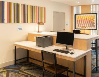 Holiday Inn Express Doral Miami, An Ihg Hotel