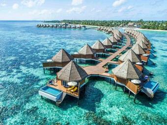 Mercure Maldives Kooddoo Resort Hotel