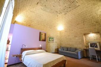 Domus Castrum Hostel