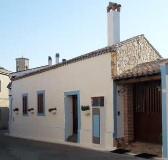 Domus Petrarca Guesthouse Apartment