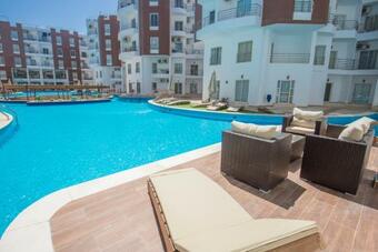 Aqua Palms Swim-up Apartment