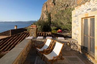 Victoria's House In Monemvasia Castle Villa