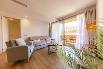 Bravissimo Domènica, 2 Bedrooms And Balcony Apartment