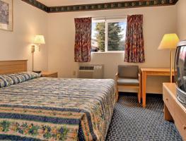 Travelodge Mammoth Lakes Hotel