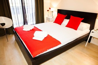 Hulot B&B Valencia Hotel