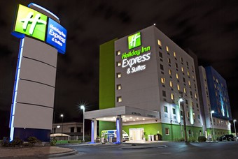 Holiday Inn Express & Suites Celaya Hotel