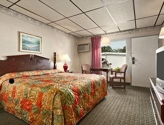 Travelodge Mt. Pocono Hotel