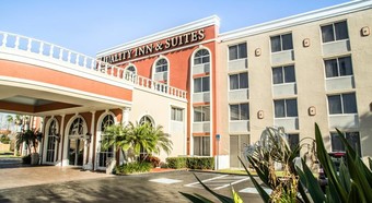 Quality Inn & Suites Universal Studios Area Hotel