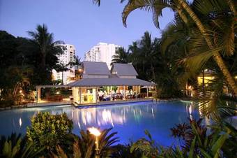 Novotel Cairns Oasis Resort Hotel