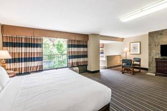 Travelodge Inn & Suites Gatlinburg Motel