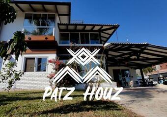 Bed & Breakfast Patz Houz