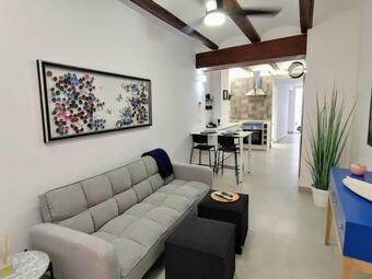 Appartamento New! Private Entrance In The Heart Of The City Center W/ Terrace