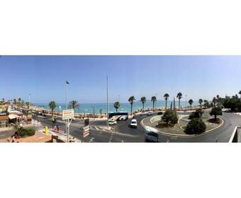 Luminoso Apartamento En Primera Línea De Playa En Benalmádena