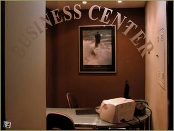 Trevi Hotel E Business