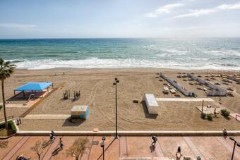 Apartamento Wintowinrentals The Highest Frontal Sea View In Fuengirola