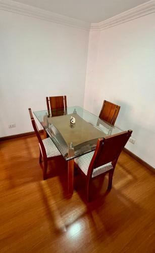 Apartamento Apto Amplio En Chico - Calle 100